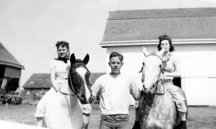 (L to R) Norma Troline, Wayne Troline, Saradelle Beamer. On Troline farm in Galva, Ill.