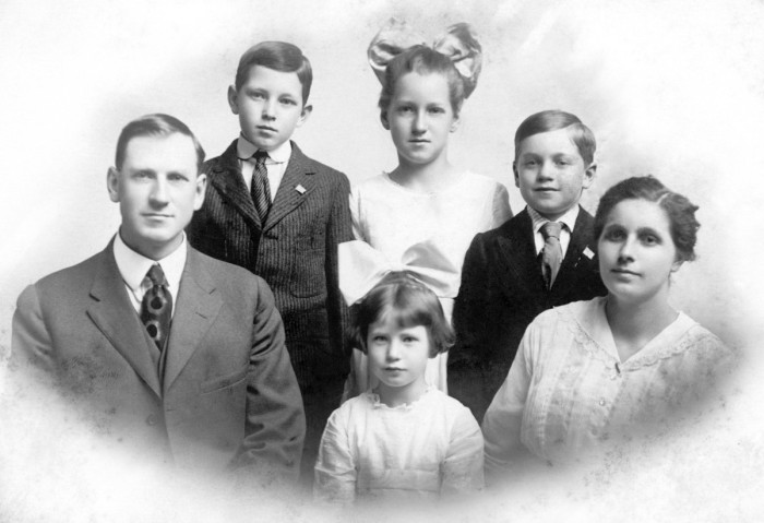 (L to R) William, Vaughn, Helen, Lois (in back), Albert, Mattie Johnson