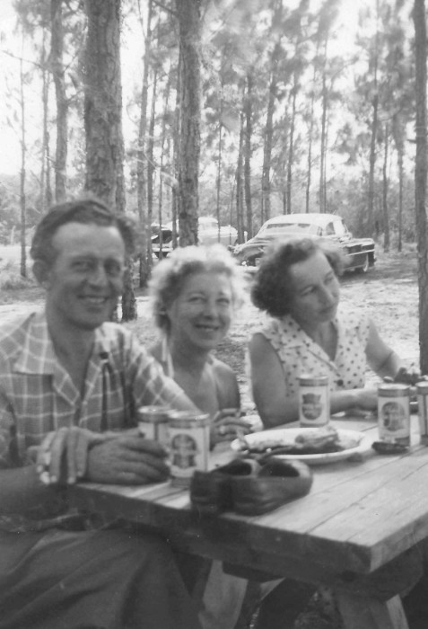 (L to R) Ralph, Fern, and Alice Mobley (Gumbinger)