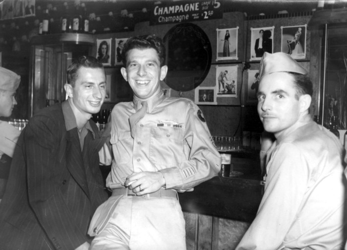 Roy Gumbinger in center