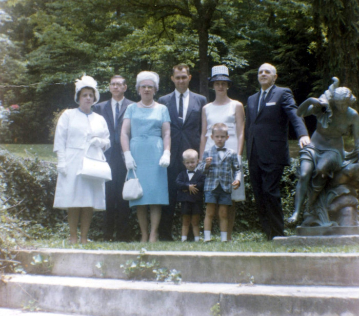 (L to R) Elizabeth Johnson, Albert Johnson, Lois J. Sherrod, Bill Morgan, Ken Morgan, Steve Morgan, Nancy Morgan, Vaughn Johnson at Norburn residence in Asheville.  Jun 1965.