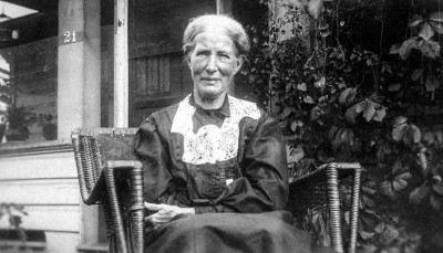Photograph of Laura C Sumner
